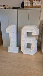 Verlichte cijfers '16' voor Sweet Sixteen feest, Ophalen, Zo goed als nieuw