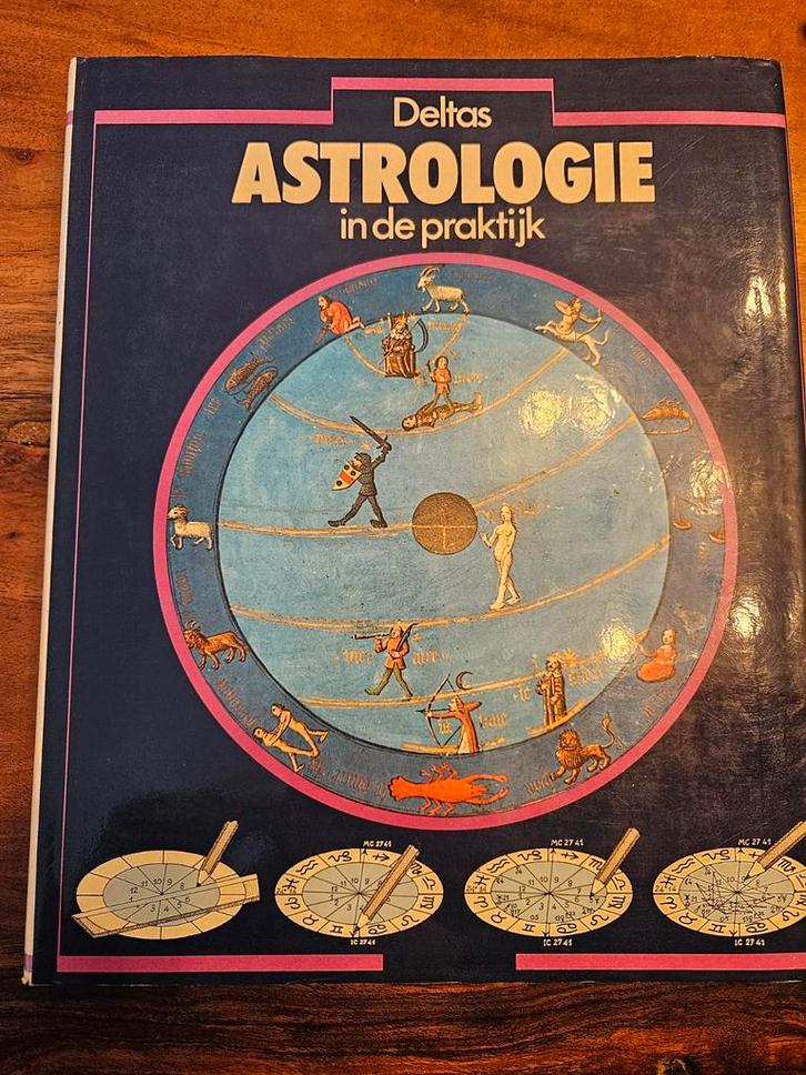 Astrologie in de Praktijk - Deltas, Boeken, Esoterie en Spiritualiteit, Gelezen, Achtergrond en Informatie, Astrologie, Ophalen of Verzenden