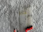adv 393 / NIEUW mixset 12 match dobbers, Watersport en Boten, Hengelsport | Witvissen, Ophalen of Verzenden, Nieuw, Dobber of Lood