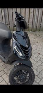 Zip 125 met wok, Fietsen en Brommers, Scooters | Piaggio, Ophalen, Tweetakt, Zip, Zo goed als nieuw