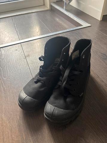 Zwarte Palladiums maat 38 - Zo goed als nieuw! beschikbaar voor biedingen