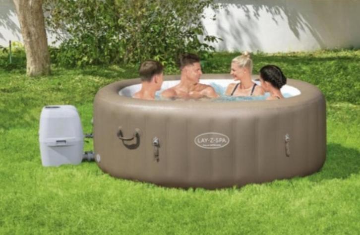 jacuzzi: lay-z- spa model palm springs, Tuin en Terras, Bubbelbaden en Hottubs, Gebruikt, Opblaasbaar, Afdekzeil, Filter, Pomp