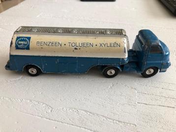 CORGI TOYS BEDFORD TANKER SHELL NR 1100 beschikbaar voor biedingen