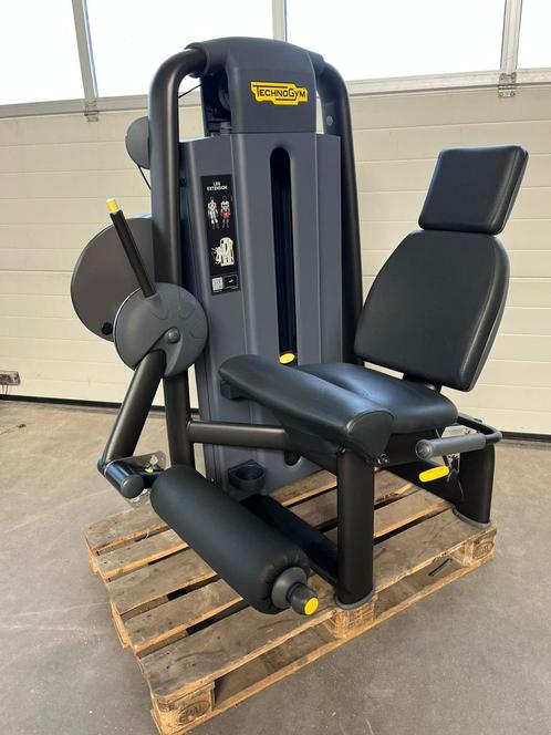 Technogym Leg Extension, Sport en Fitness, Fitnessapparatuur, Gebruikt, Benen, Ophalen of Verzenden
