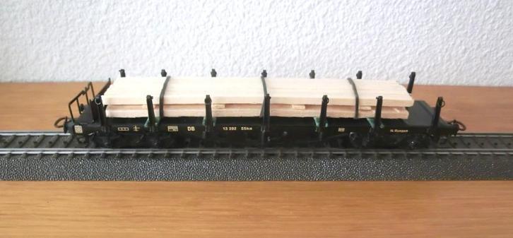 Marklin wagen 4516 met hout lading., Hobby en Vrije tijd, Modeltreinen | H0, Gebruikt, Wagon, Wisselstroom, Märklin, Ophalen of Verzenden