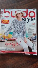 Burda style, sportieve en vlotte naaipatronen, Ophalen of Verzenden, Zo goed als nieuw, Vrouw, Burda