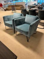 2 GLOEDNIEUWE FAUTEUILS VELOURS STOF, Huis en Inrichting, Stoelen, Ophalen, Twee, Blauw, Nieuw