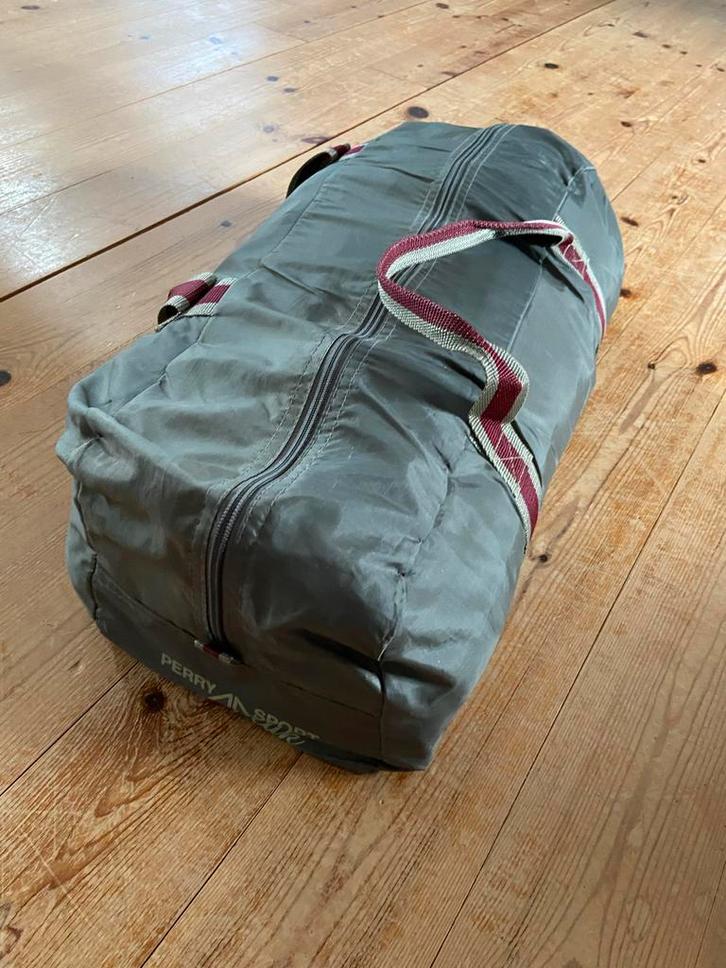 Perry Sport Eagle Peak Tent - Goed Onderhouden, Caravans en Kamperen, Tenten, tot en met 3, Gebruikt, Ophalen