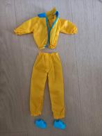 Barbie jogging pak met schoentjes vintage retro, Ophalen of Verzenden, Zo goed als nieuw, Kleertjes