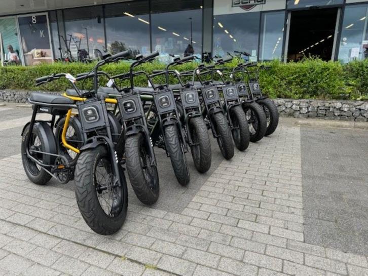 Phatfour Fatbike fiets demo modellen actie €1250, Fietsen en Brommers, Fietsen | Jongens, Nieuw, 20 inch, Handrem, Verzenden