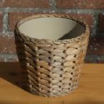Rieten bloempotje, Ophalen, Overige materialen, Rond, Binnen