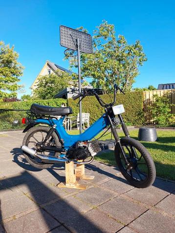 Snelle tomos zonder kenteken beschikbaar voor biedingen