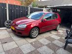 Volkswagen Golf 1.4 16V 55KW 3D 2004 Rood, Auto's, Voorwielaandrijving, 74 pk, 4 cilinders, 610 kg