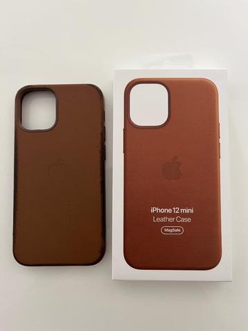 apple iPhone 12 mini leather case MagSafe beschikbaar voor biedingen