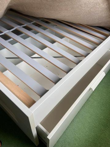 Bed 4 lades opbergruimte
