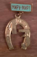 Sovjet-speld (insigne) uit de USSR met nr 13, Ophalen of Verzenden, Overige soorten, Overige gebieden, Embleem of Badge