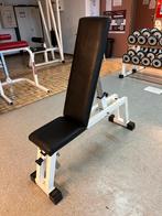 Technogym isotonic verstelbare bankje, Ophalen, Zo goed als nieuw, Fitnessbank