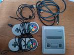 Super nintendo nes classic mini, Spelcomputers en Games, Spelcomputers | Nintendo Super NES, Ophalen of Verzenden, Gebruikt, Met 1 controller