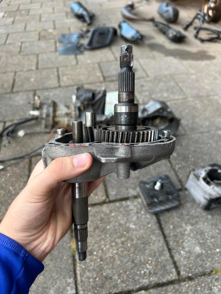 Runner 125 dd dg vertanding (lees beschrijving!), Fietsen en Brommers, Brommeronderdelen | Algemeen, Gebruikt, Blok, Ophalen of Verzenden