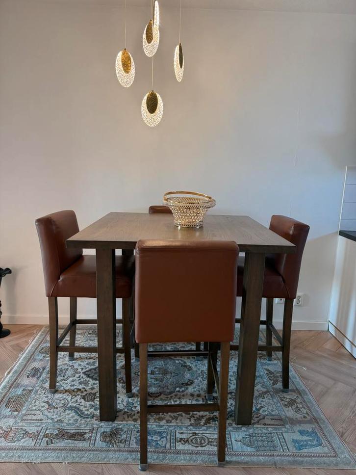 Hoge eettafel en stoelen, Huis en Inrichting, Tafels | Eettafels, Zo goed als nieuw, 100 tot 150 cm, Vier personen, Vierkant, Ophalen of Verzenden
