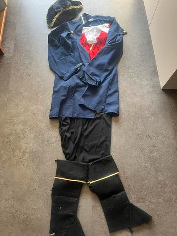 Piraat kostuum maat M beschikbaar voor biedingen