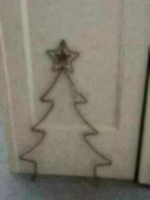 Kerstboom van staaldraad kerst, Diversen, Kerst, Nieuw, Ophalen of Verzenden