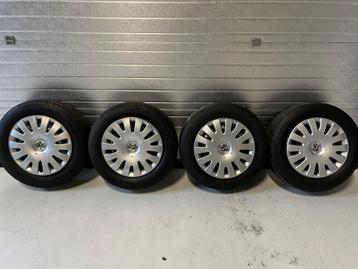 Transporter T5 velgen met banden stalen 205/65/r16 beschikbaar voor biedingen