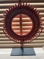 Schelpen ornament koraal kleur, Ophalen