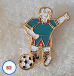 Pin Voetballer, Verzamelen, Speldjes, Pins en Buttons, Verzenden, Gebruikt, Overige onderwerpen