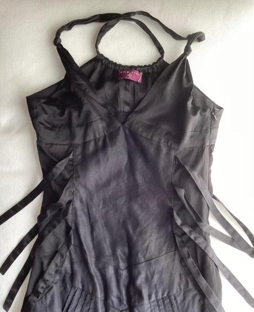 Mooie ONE STEP Jurk mt 38, Kleding | Dames, Jurken, Zo goed als nieuw, Maat 38/40 (M), Zwart, Onder de knie, Ophalen