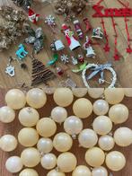 Grote set met kerstspullen en kunststof kerstballen, Diversen, Kerst, Ophalen of Verzenden, Gebruikt