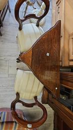 Antieke Louis Philippe Eettafel met 2 stoelen, Ophalen