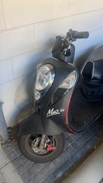 Sym mio, Fietsen en Brommers, Scooters | SYM, Ophalen of Verzenden, Zo goed als nieuw, Mio