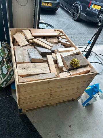 Gedroogd brandhout - Mix van Houtsoorten beschikbaar voor biedingen