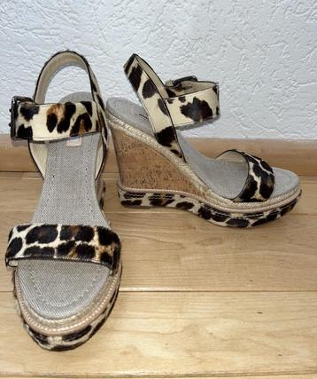 Miu Miu sleehak sandalen maat 39 luipaardprint ponyhaar ZGAN beschikbaar voor biedingen