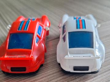 Te koop 2 race auto,s voor baan race merk onbekend zie foto, beschikbaar voor biedingen