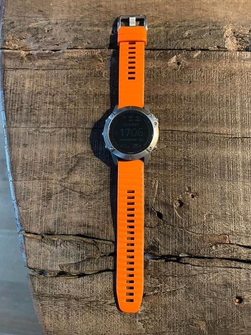 Garmin Fenix 6 Sapphire Titanium GPS Smartwatch, Sieraden, Tassen en Uiterlijk, Sporthorloges, Zo goed als nieuw, Android, Grijs