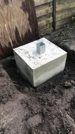 6 Betonpoer met paalpunthouder, Doe-het-zelf en Verbouw, Overige Doe-het-zelf en Verbouw, Ophalen, Zo goed als nieuw