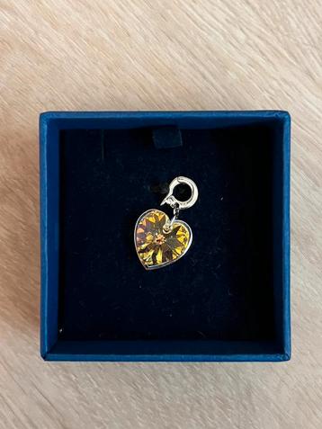 Swarovski hanger hart beschikbaar voor biedingen