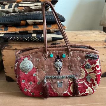 Marokkaanse schouder/weekendtas 2 stuks beschikbaar voor biedingen