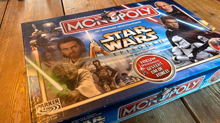 Star Wars Episode II Monopoly - Collector's Item!, Hobby en Vrije tijd, Gezelschapsspellen | Bordspellen, Zo goed als nieuw, Vijf spelers of meer
