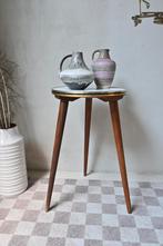 Plantentafel op hoge poten jaren 50/60 vintage, Huis en Inrichting, Krukjes, Onbekend, Ophalen of Verzenden, Zo goed als nieuw