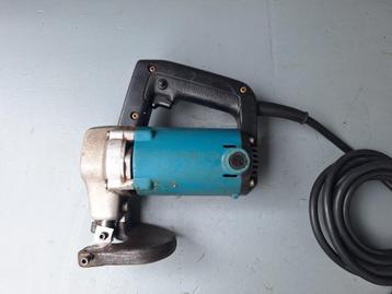 Makita JS3200 plaatschaar/knabbelschaar beschikbaar voor biedingen