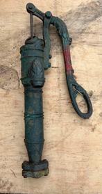 Oude decoratieve waterpomp, Ophalen, Gebruikt, Handmatig