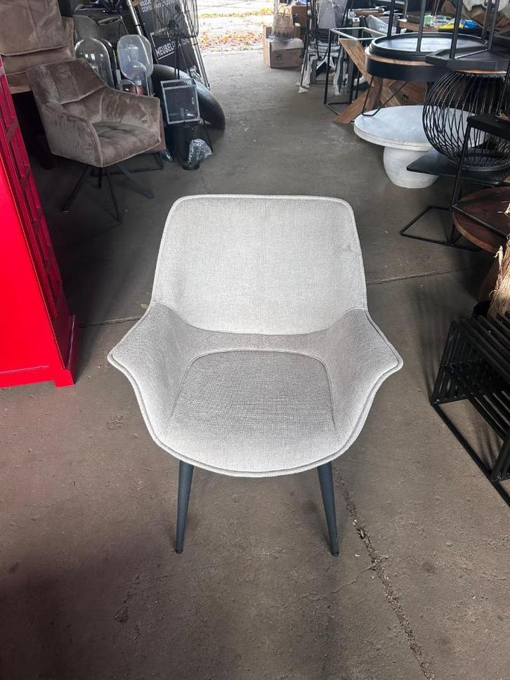 Eetkamerstoel lichtgrijs kunststof !outlet korting!, Huis en Inrichting, Stoelen, Nieuw, Eén, Kunststof, Metaal, Grijs, Ophalen