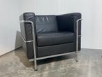 2 Le Corbusier LC2-stijl fauteuils in zwart (replicas), Ophalen, Gebruikt, Minder dan 75 cm, Design