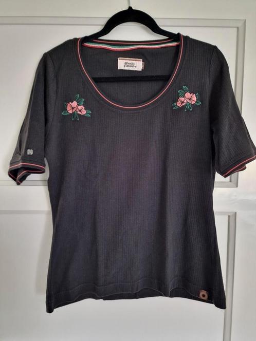 4 Funky Flavours shirt maat xl, Kleding | Dames, T-shirts, Zo goed als nieuw, Maat 42/44 (L), Bruin, Korte mouw, Ophalen of Verzenden