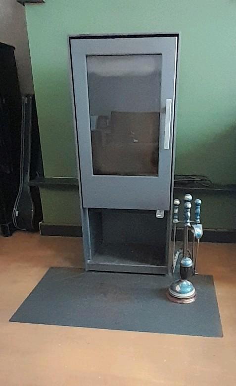 Igel i01 houtkachel, met vloerplaat en aankoop bewijs, Huis en Inrichting, Haarden, Gebruikt, Houthaard, Ophalen of Verzenden