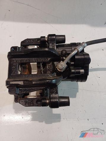 Remklauw  rechts-achter  Audi RS3 artikelnr 8y0615406 d beschikbaar voor biedingen