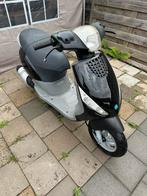 Piaggio zip 2 takt duits papieren, Fietsen en Brommers, Ophalen of Verzenden, Zo goed als nieuw, Zip